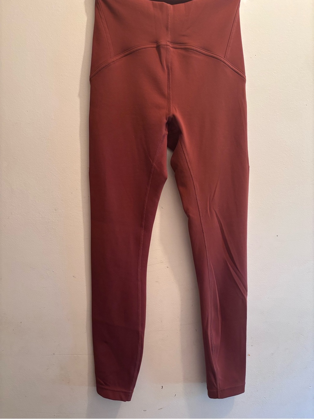 Lulu High-Waist Performance Leggings - Rust